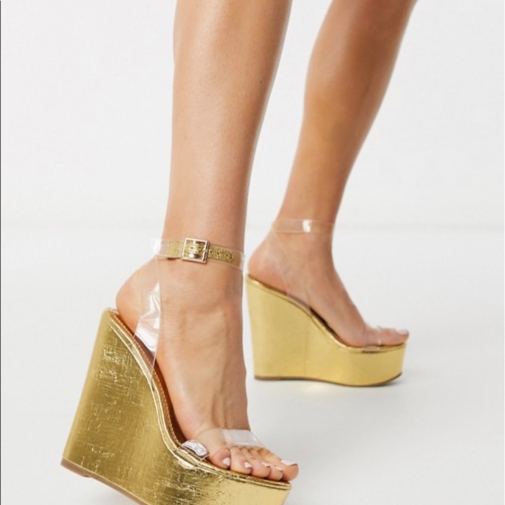 Gold High Wedge